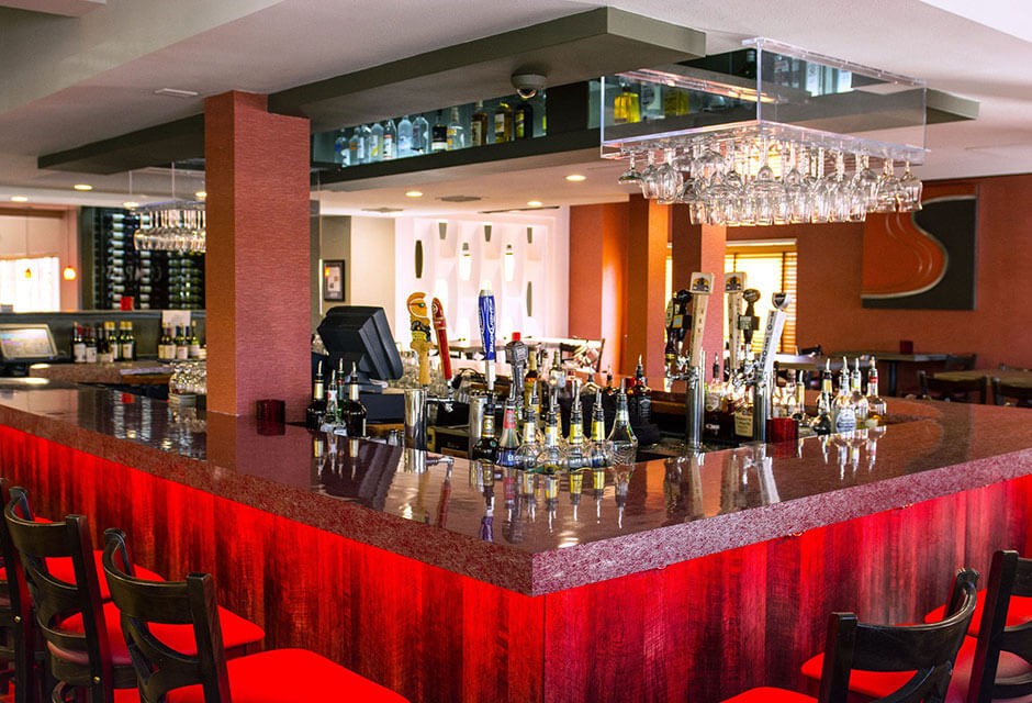 Compass Grille at St. Pete Shores Hotel bar