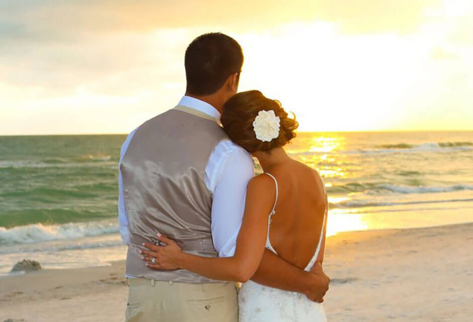 St. Pete Shores Hotel bride and groom on the beach 3