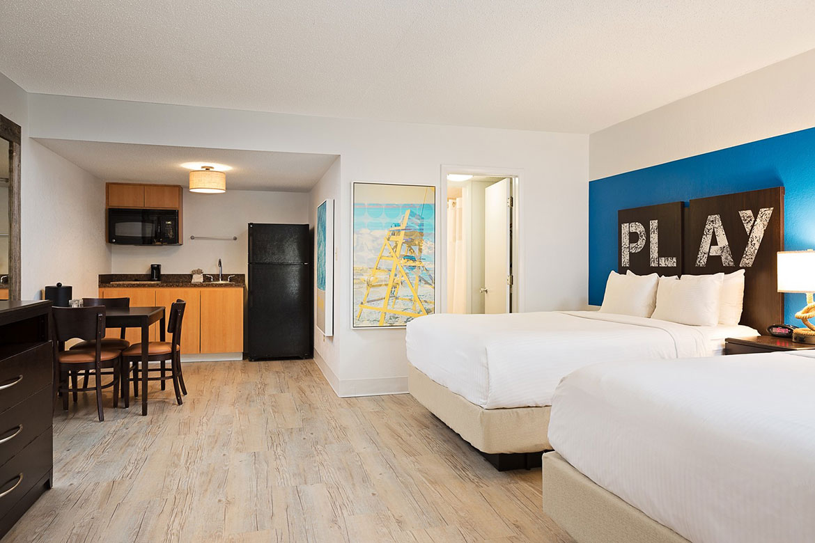 St. Pete Shores Hotel studio kitchen